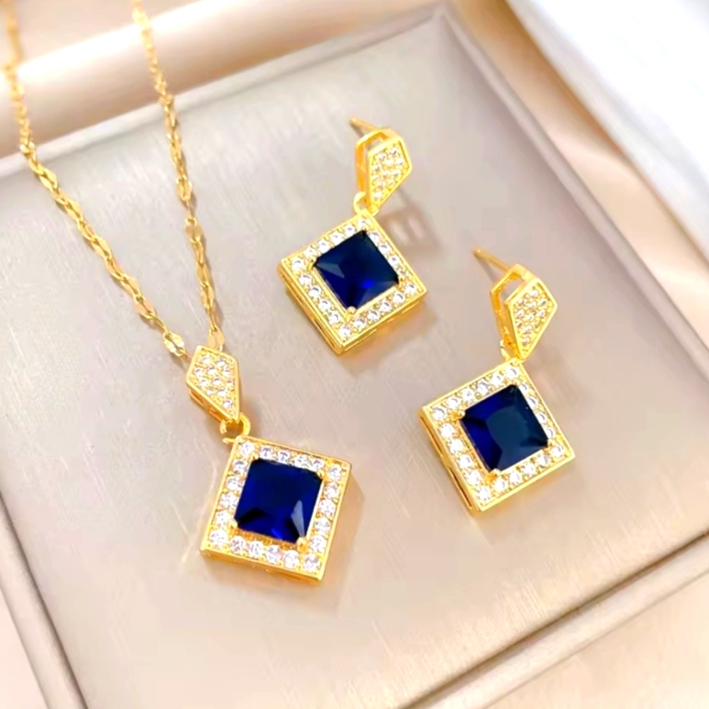 🆕️Elegant Gold and Blue Jewelry Set